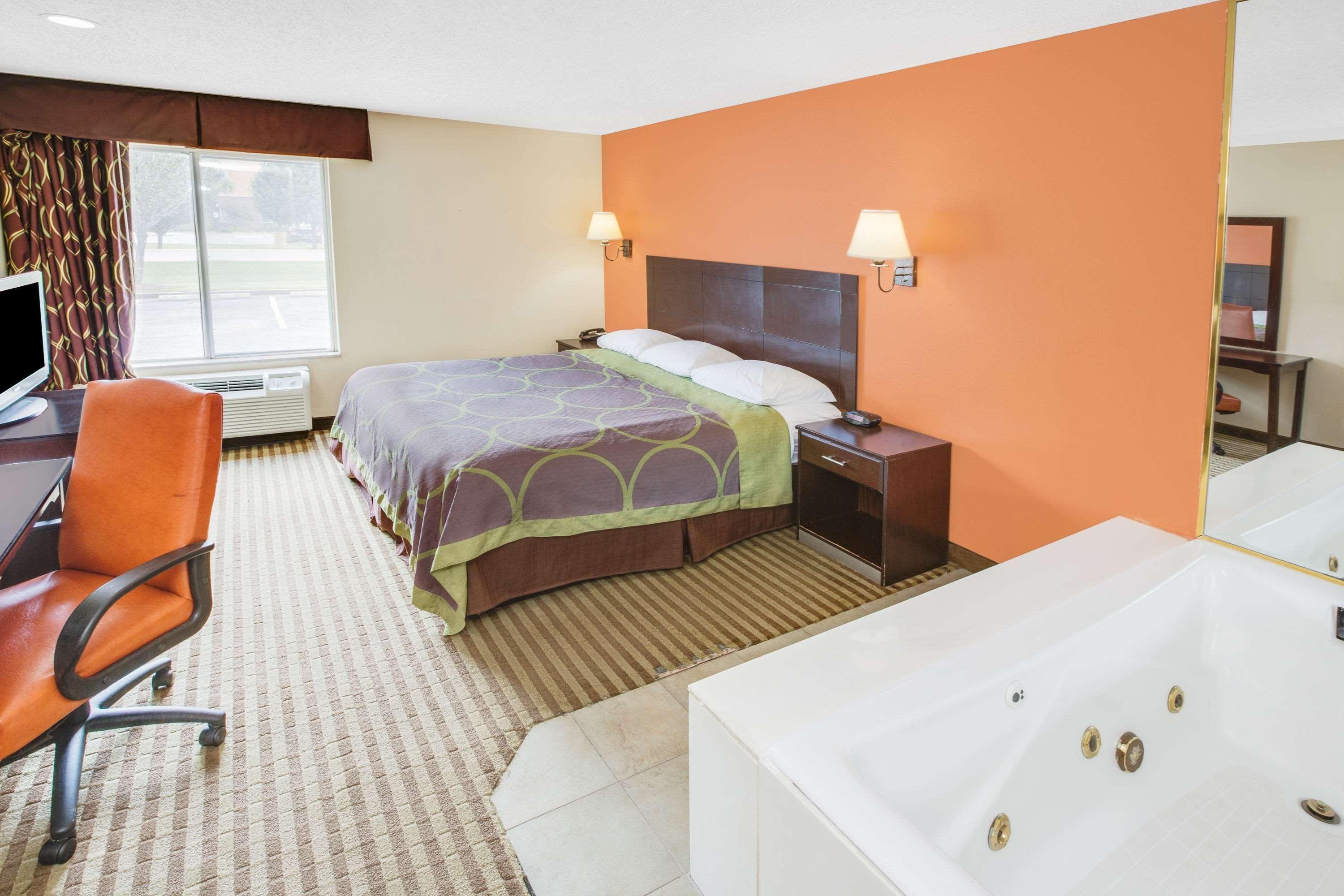 Surestay Hotel By Best Western Alexandria Airport Bagian luar foto