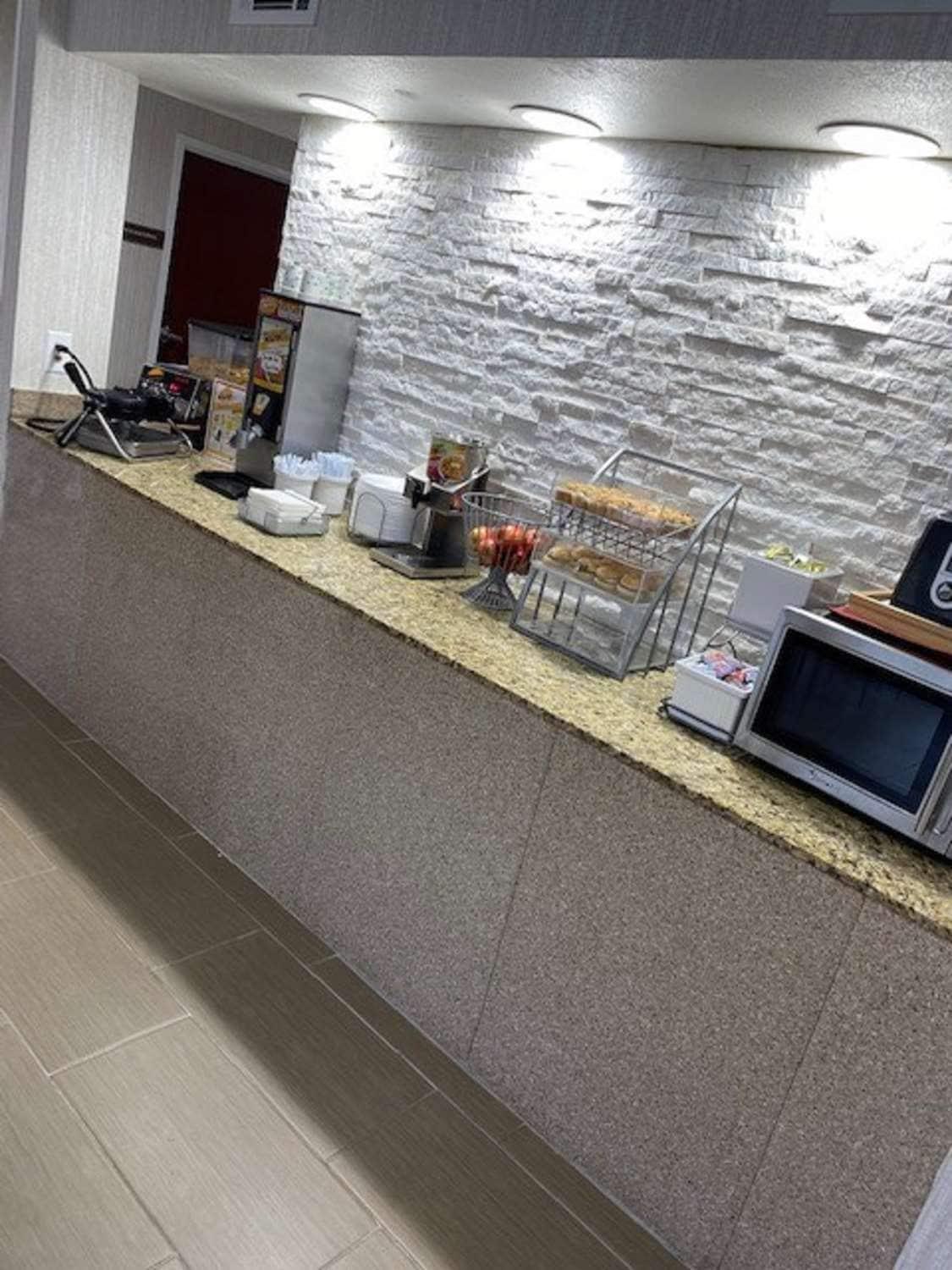 Surestay Hotel By Best Western Alexandria Airport Bagian luar foto